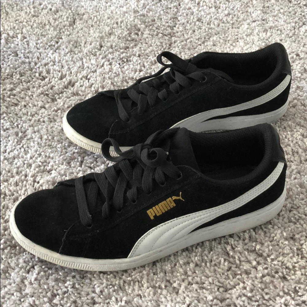 Black Puma Vikky foam sneaker